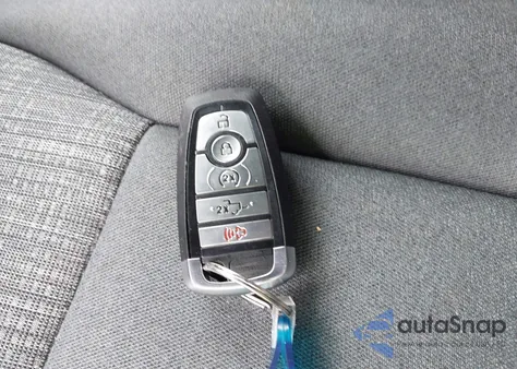 2023 Ford F-150 Xlt z USA, uszkodzony, nr VIN 1FTFW1ED0PFD02003